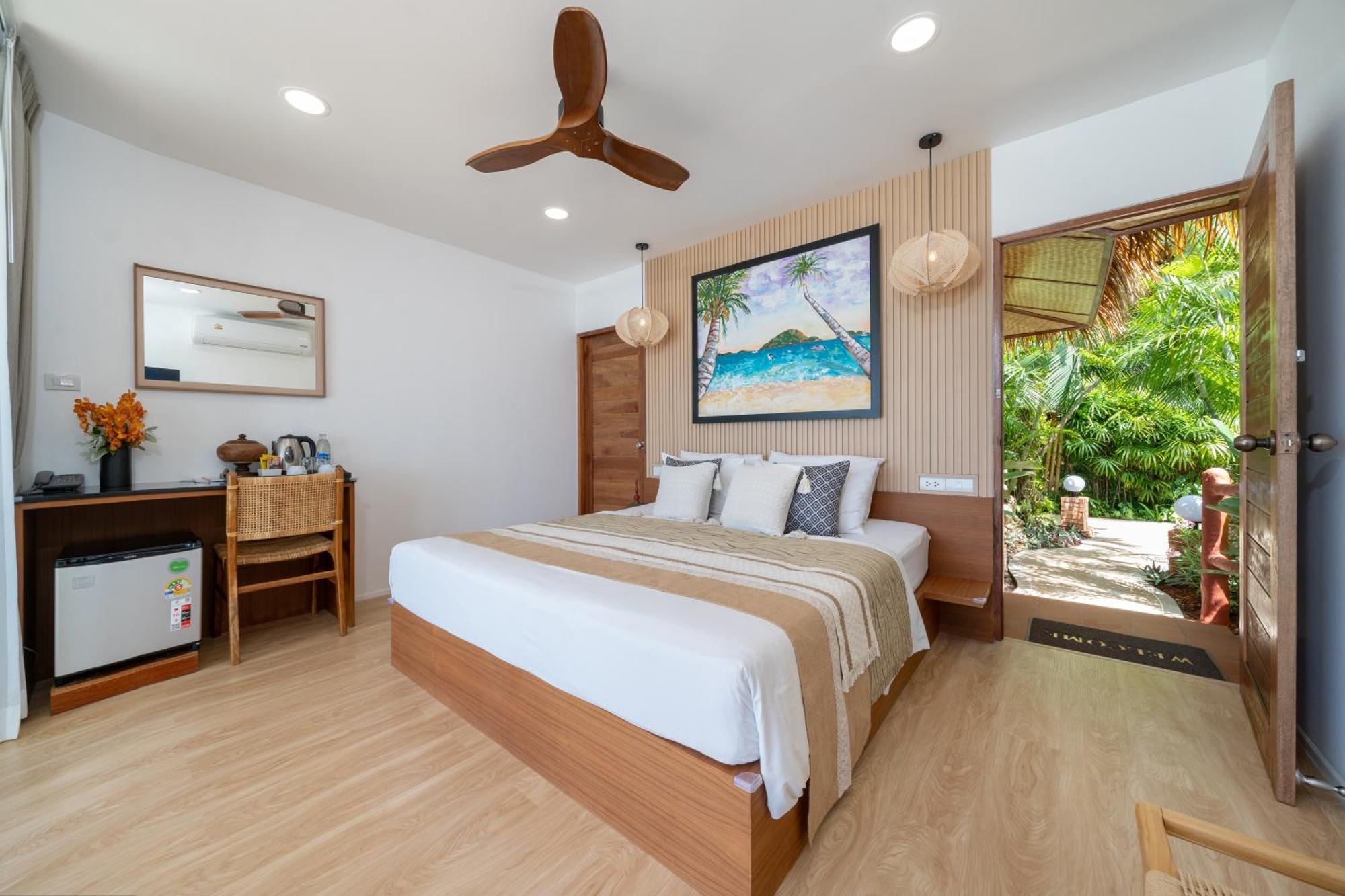 Friendship Beach Resort & Atmanjai Wellness Centre Rawai Bagian luar foto