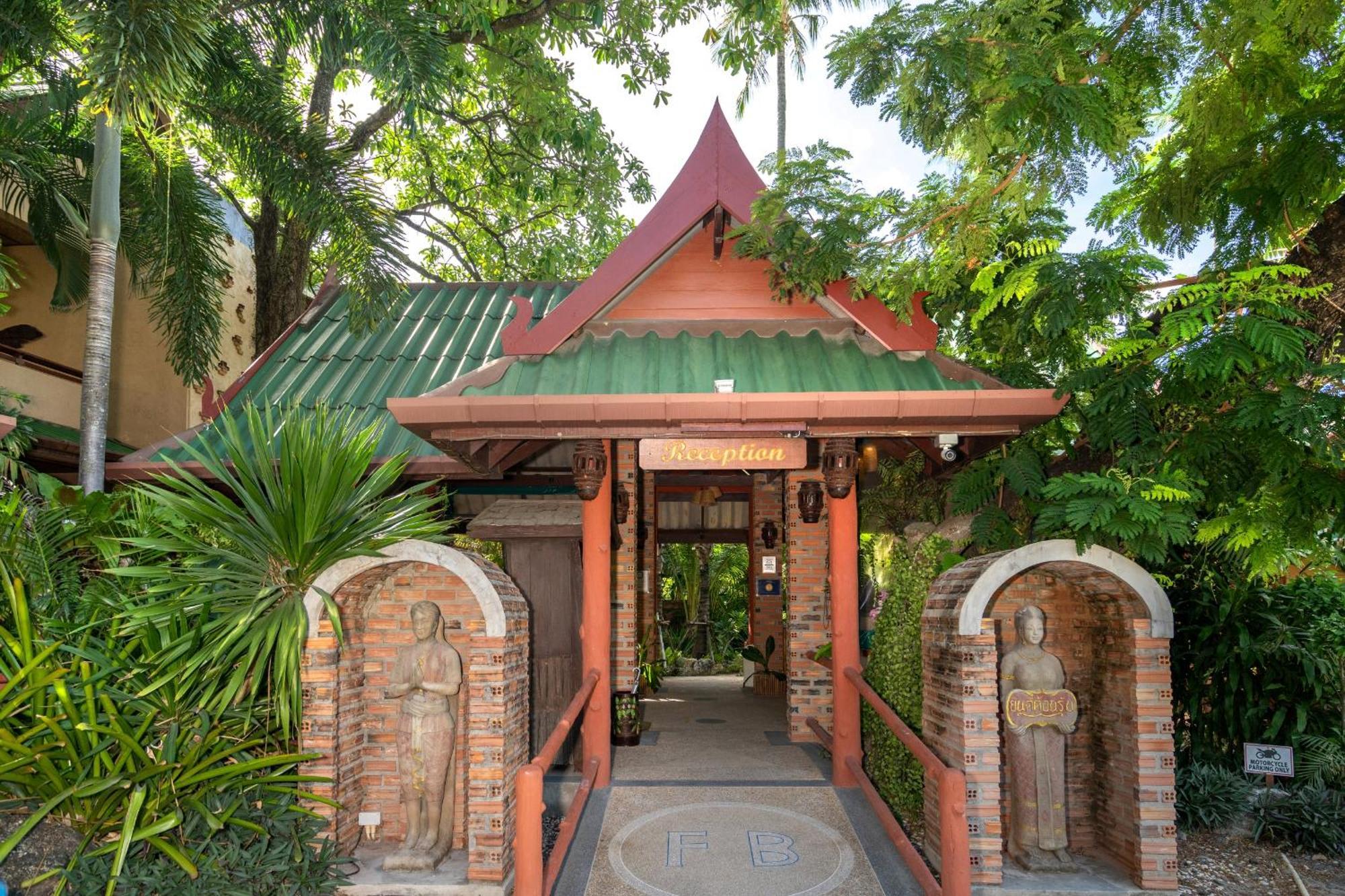 Friendship Beach Resort & Atmanjai Wellness Centre Rawai Bagian luar foto