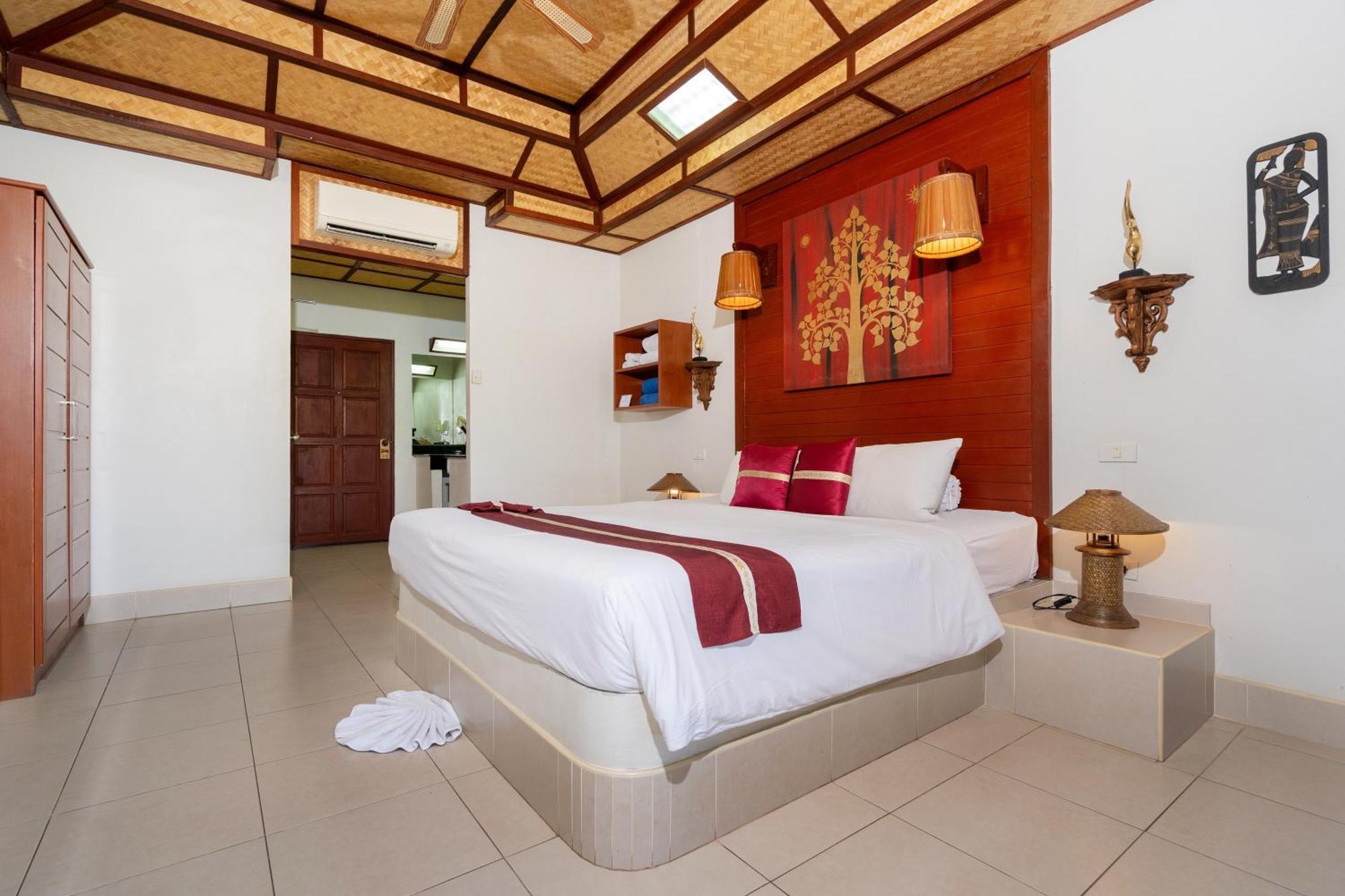 Friendship Beach Resort & Atmanjai Wellness Centre Rawai Bagian luar foto