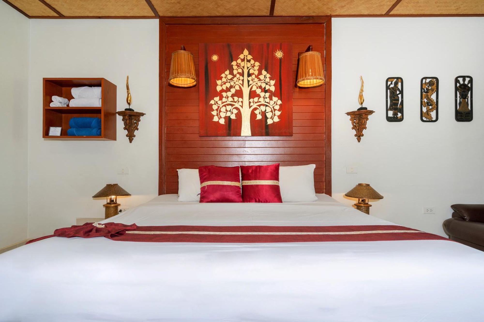 Friendship Beach Resort & Atmanjai Wellness Centre Rawai Ruang foto